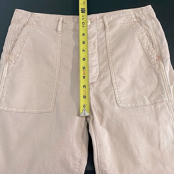 THE GREAT. Linen Cargo Straight Leg Cropped Pants - Picture 13 of 17